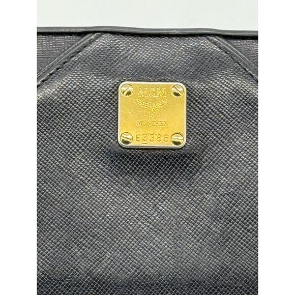 MCM LEATHER CHARM KISSLOCK BI-FOLD WALLET*Calf skin leather*with COA - Picture 2 of 16